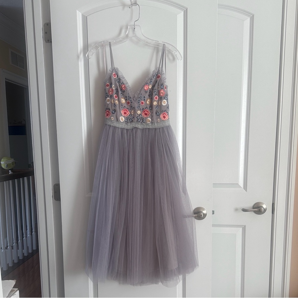 Style Rack Gray Floral Backless Dress